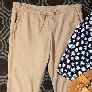 Old Navy Khaki Capris
